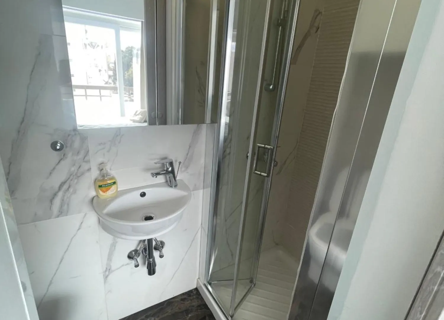 Nautica Luxe Apartments Larnaca
